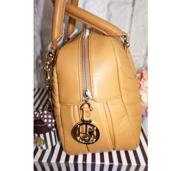 GORGEOUS HENRI BENDEL No.7 Quilted SATCHEL - Picture 4 of 4